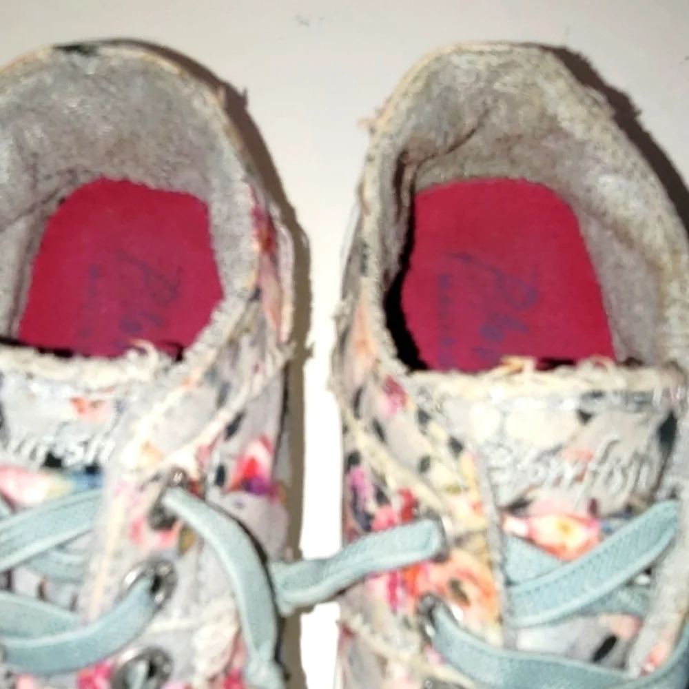 BLOWFISH Malibu Pull on Sneakers
